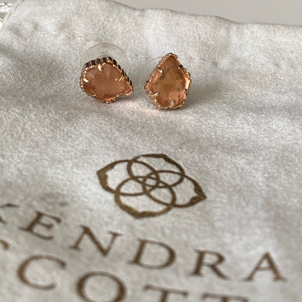 Kendra Scott Rose gold stud Earrings